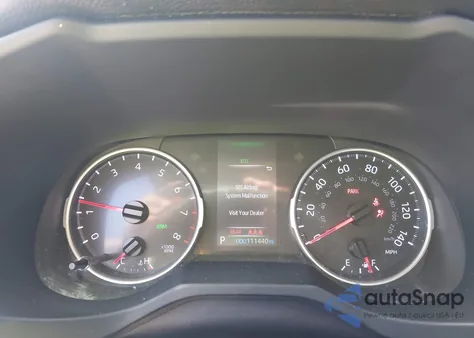 2019 Toyota Rav4 Xle z USA, uszkodzony, nr VIN JTMW1RFV2KD023533